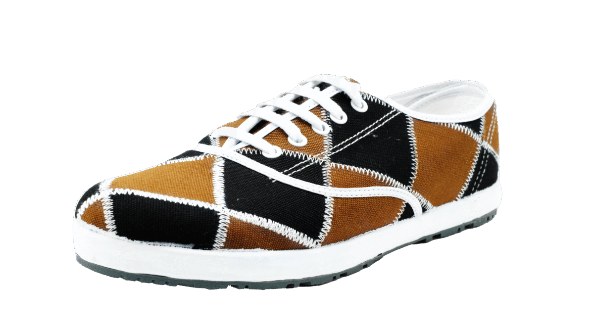 สี่เหลี่ยม ดำน้ำตาล